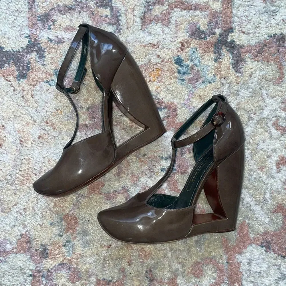 Marc Jacobs Patent Leather T-Strap Pumps